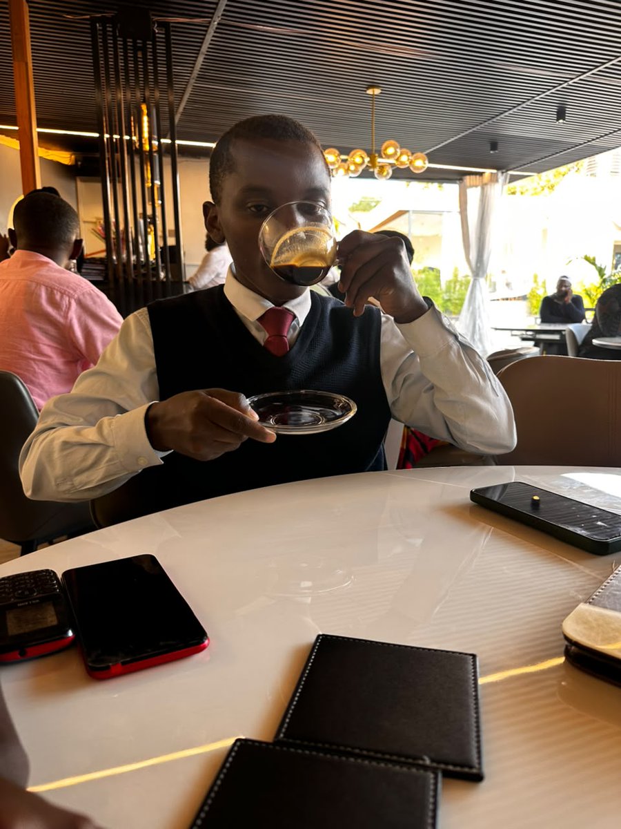 EdisonMwesigwa's tweet photo. Had a great time this weekend with my friends.
Insightful stories indeed shared.
Thank you a lot.
#LoveWins https://t.co/iT8XIH8CDK