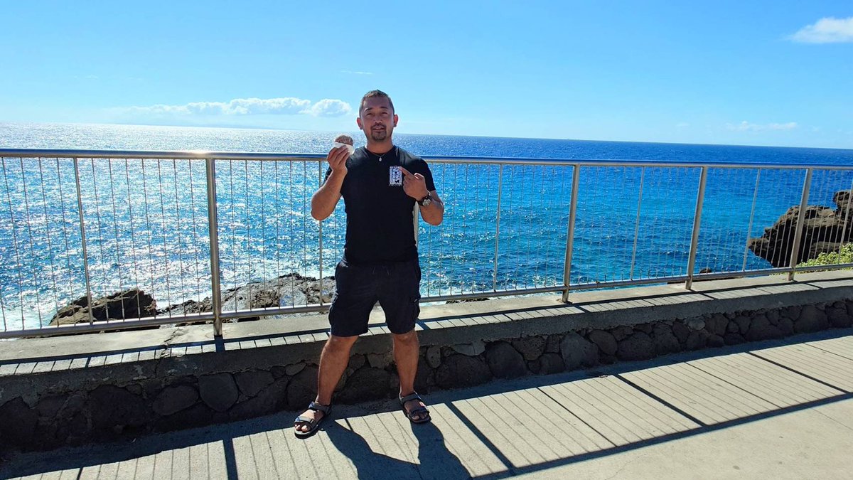 1020kazamidori's tweet photo. 今週もご来店の方々有難うございます昨日は所用が長引き15分openが遅れて申し訳ありませんでした

⏺️7/31(金)18:30open
だいすけ&amp;たくま
⏺️８/1(土)19:00open
だいすけ&amp;

ご来店お待ちしています

お一人様もご新規様大歓迎‼️

🌃9/27(日)屋形船→参加者募集中

#ゲイバー
#新橋ゲイバー
#kazamidori https://t.co/x0mji0TDzJ