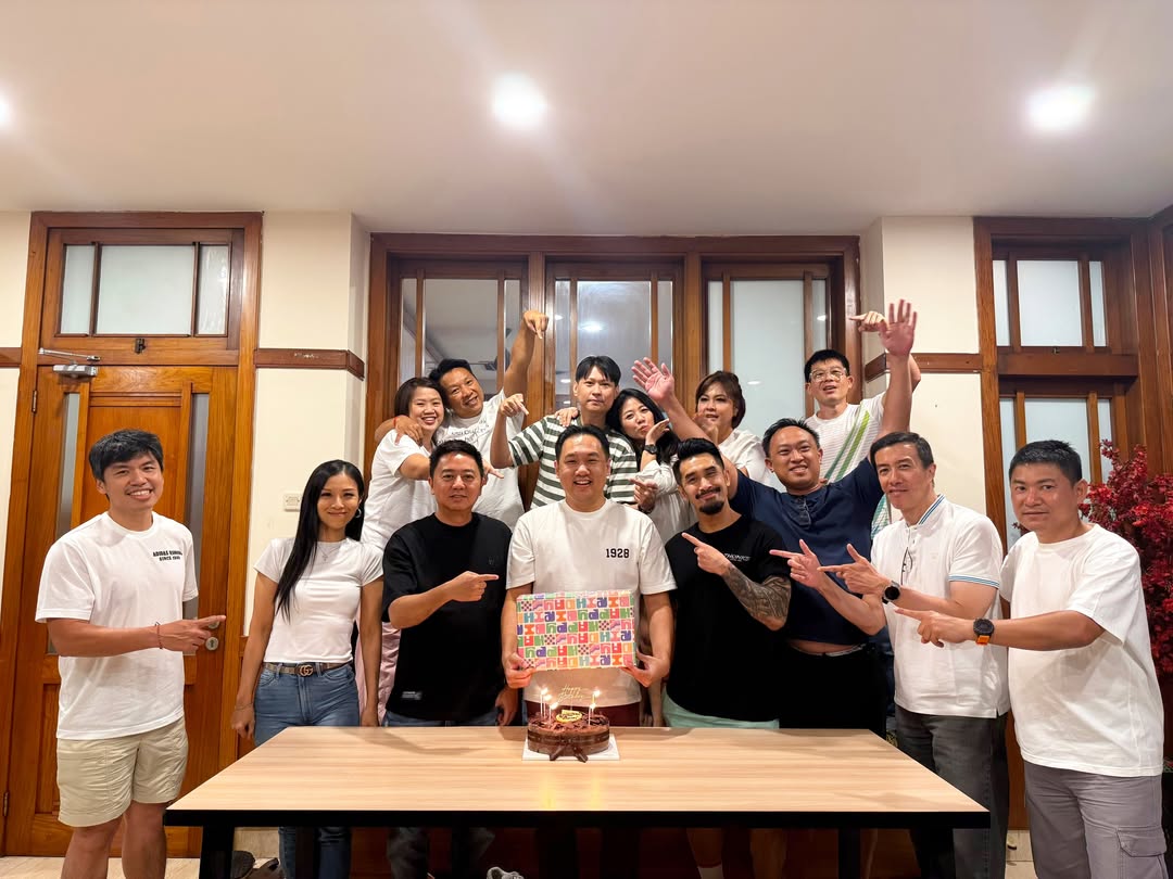 mrpaul_thebeard's tweet photo. Berkumpullah dengan orang2 positif, maka kita akan positif bareng👌

#positif #komunitas #bisnis https://t.co/tQjGu2pCUe
