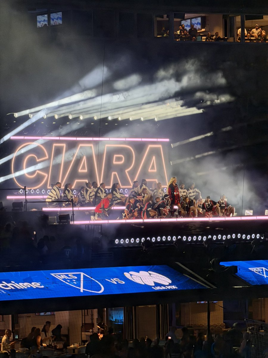 robbyearon's tweet photo. Gran semana de #MLSallstar muchas oportunidades comerciales en la  industria del fútbol en los Estados Unifos https://t.co/PTHFFbyeg5