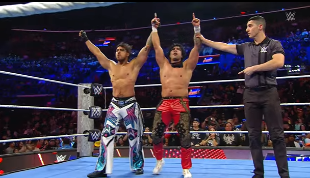 fabien_fichaux's tweet photo. Victoire de The LWO contre Harley Riggins et Harlem Lewis #WWEMainEvent https://t.co/AXIjFQFDXu