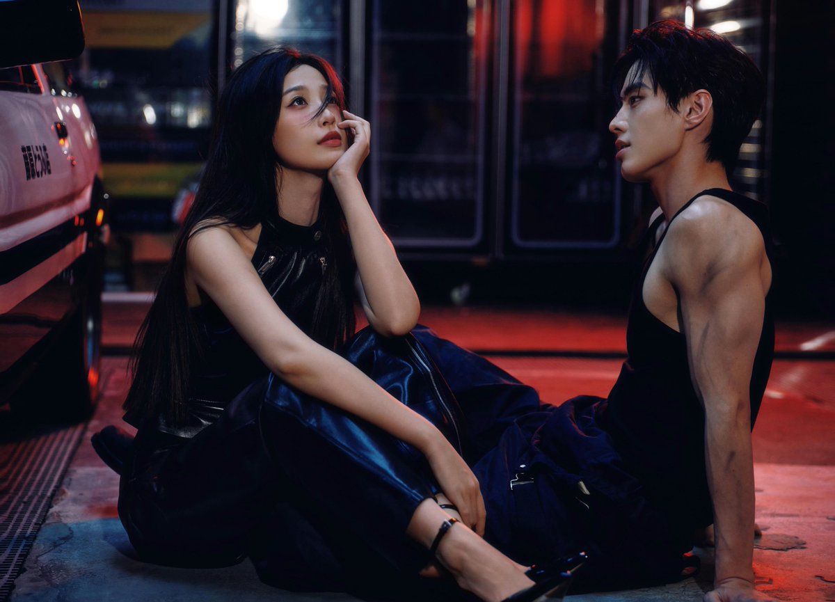 lovestheryu's tweet photo. just remembered this delicious photoshoot https://t.co/xgu4uXaJWb