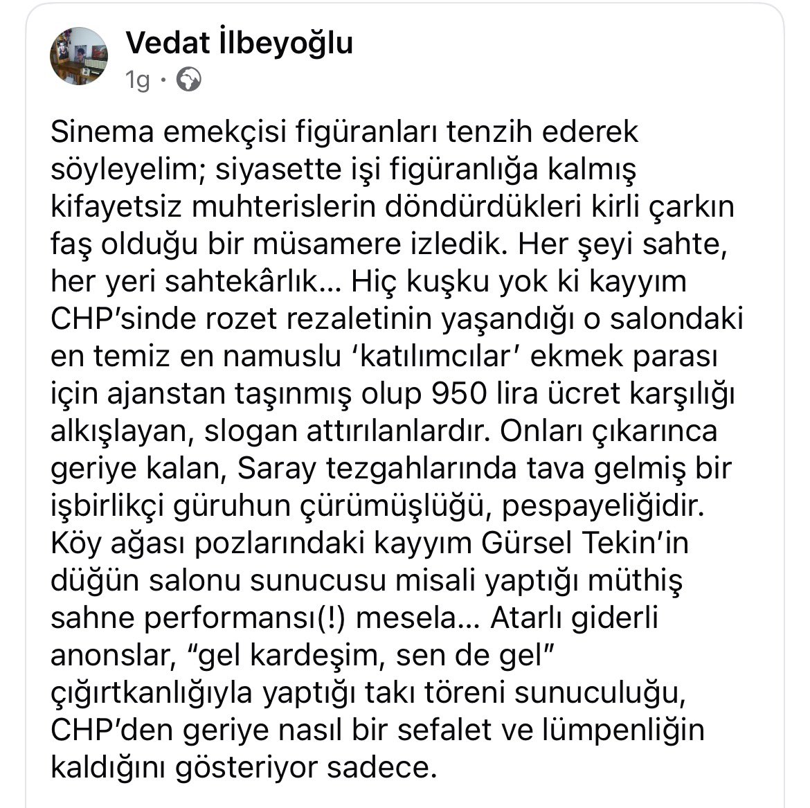 mturkmenn27's tweet photo. “Hiç kuşku yok ki kayyım CHP’sinde rozet rezaletinin yaşandığı o salondaki en temiz en namuslu ‘katılımcılar’ ekmek parası için ajanstan taşınmış olup 950 lira ücret karşılığı alkışlayan, slogan attırılanlardır. Onları çıkarınca geriye kalan, Saray tezgahlarında tava gelmiş bir işbirlikçi güruhun çürümüşlüğü, pespayeliğidir.”