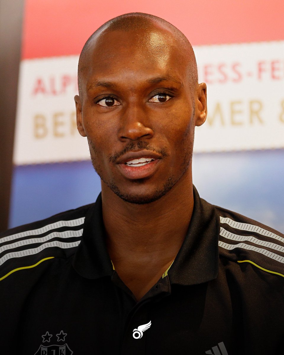 KartalRecord's tweet photo. 📆 13 yıl önce bugün.

Atiba Hutchinson, Beşiktaş'a transfer oldu. https://t.co/yHRBAvCVH2