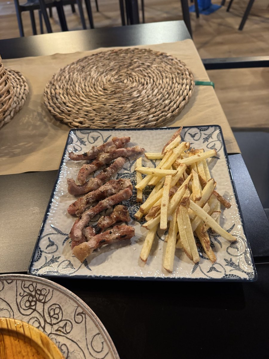 DieeegoMC's tweet photo. @Rau017 @victor_nahe eres ridículo 🥱🥱🥱🤣🤣🤣🤣 que me digas donde tú vives mierda seca!!!!! mira mis diligencias y lo que tú me preocupas 🤣🤣🤣🤣🤣🤣🤣🤣🤣🤣🤣🤣🤣 https://t.co/GWtglrBxDB