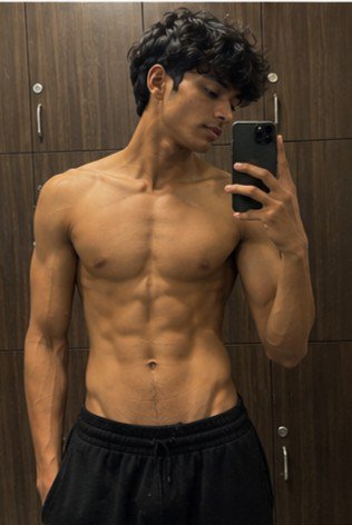 earnwithjosh09's tweet photo. Chudai 🥵🥵
#gay #bisexual #chudai #gymman #indiangay https://t.co/twL2Uhn5bD