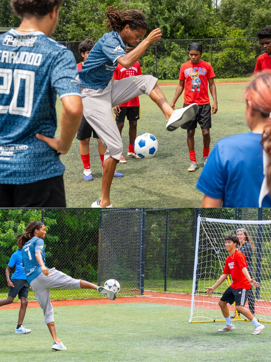 fcnaples_'s tweet photo. Where the game grows, the community grows. 💙⚽️ @LMCU @BGCCollier https://t.co/qAaH5em97u
