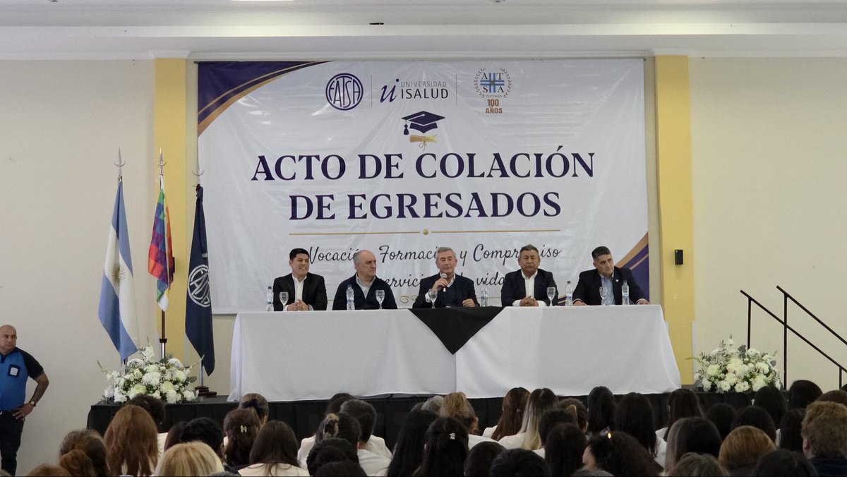 vascozubieta's tweet photo. En el día de hoy, junto al  cro @PedroBorgini   participamos del Acto de Colación de los flamantes nuevos Enfermeros Universitarios del Convenio FATSA-Isalud de la filial @AtsaTucuman Destacamos el alcance Federal que tiene este Programa de Profesionalización de los Auxiliares en Enfermería @SanidadArg como el programa de Formación en Enfermería para los pueblos originarios.