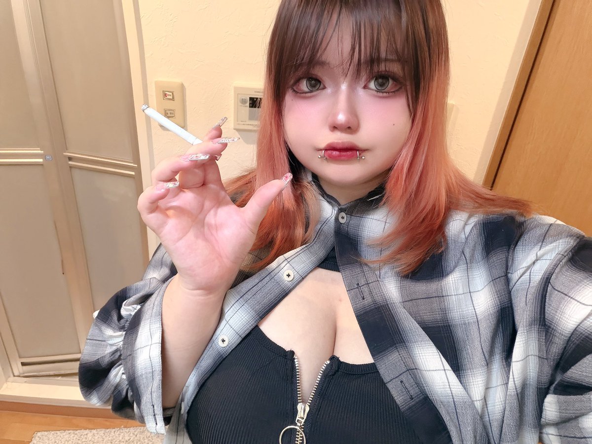 0_33_00's tweet photo. おはやに☀️🚬

実家向かうど~ https://t.co/7ffA0mghAm