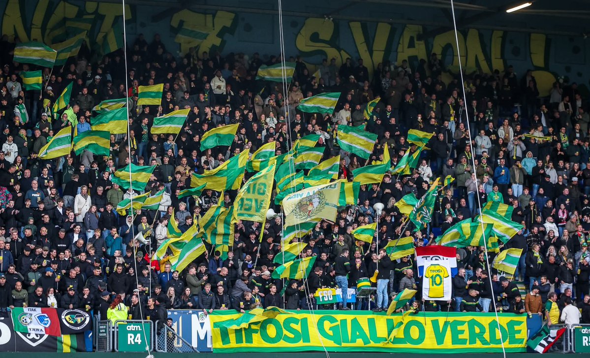 IvanhoooFSC's tweet photo. Matchday: Fortuna Sittard - APOEL Nicosia 🍻
DINK AAN DE GAELE SJIEVE! 🟡
DINK AAN DE GAELE SJIEVE! 🟡
DINK AAN DE GAELE SJIEVE! 🟡
DINK AAN DE GAELE SJIEVE! 🟡
DINK AAN DE GAELE SJIEVE! 🟡
DINK AAN DE GAELE SJIEVE! 🟡
DINK AAN DE GAELE SJIEVE! 🟡
#FortunaSittard #FORapo https://t.co/k95nHgNrLe