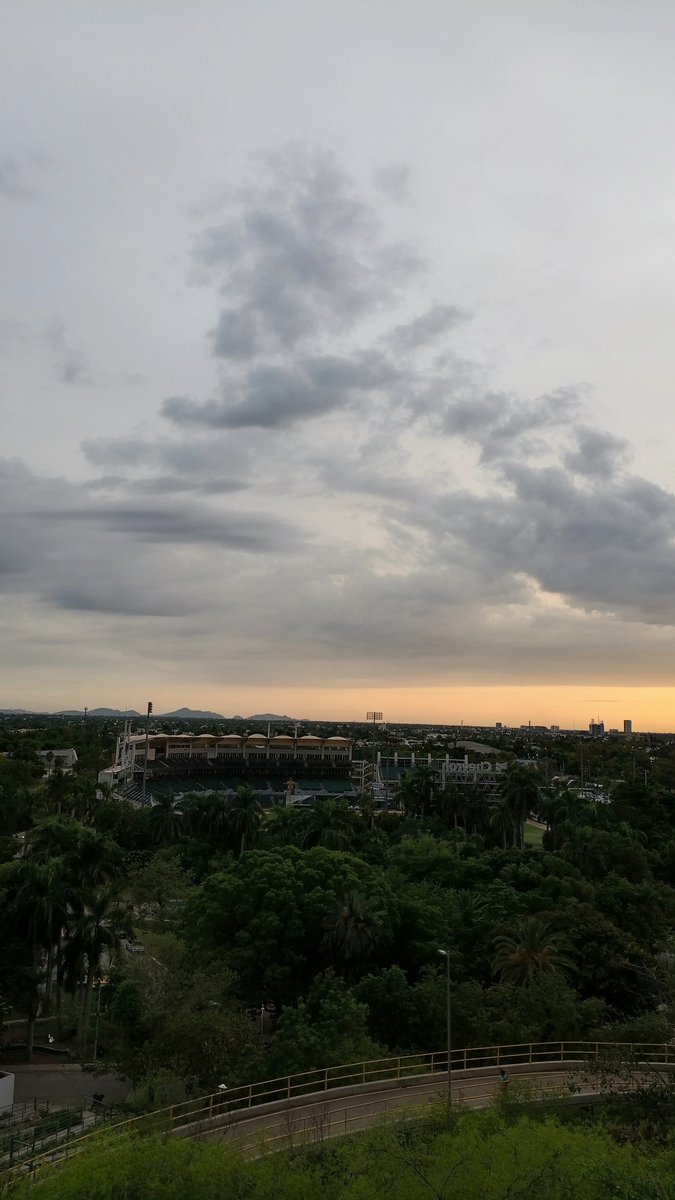 Bulvin's tweet photo. Desde el Cerro de la Memoria, el hogar de los Cañeros se rodea de naturaleza. 

🌳⚾💚 Ya contando los días para que vuelva la emoción de la Liga ARCO Mexicana del Pacífico. 🙌

#Cañeros #LosMochis #LigaDelPacífico #Beisbol #Sinaloa #CerroDeLaMemoria #CaptandoMomentos https://t.co/MDuxS9mC2h