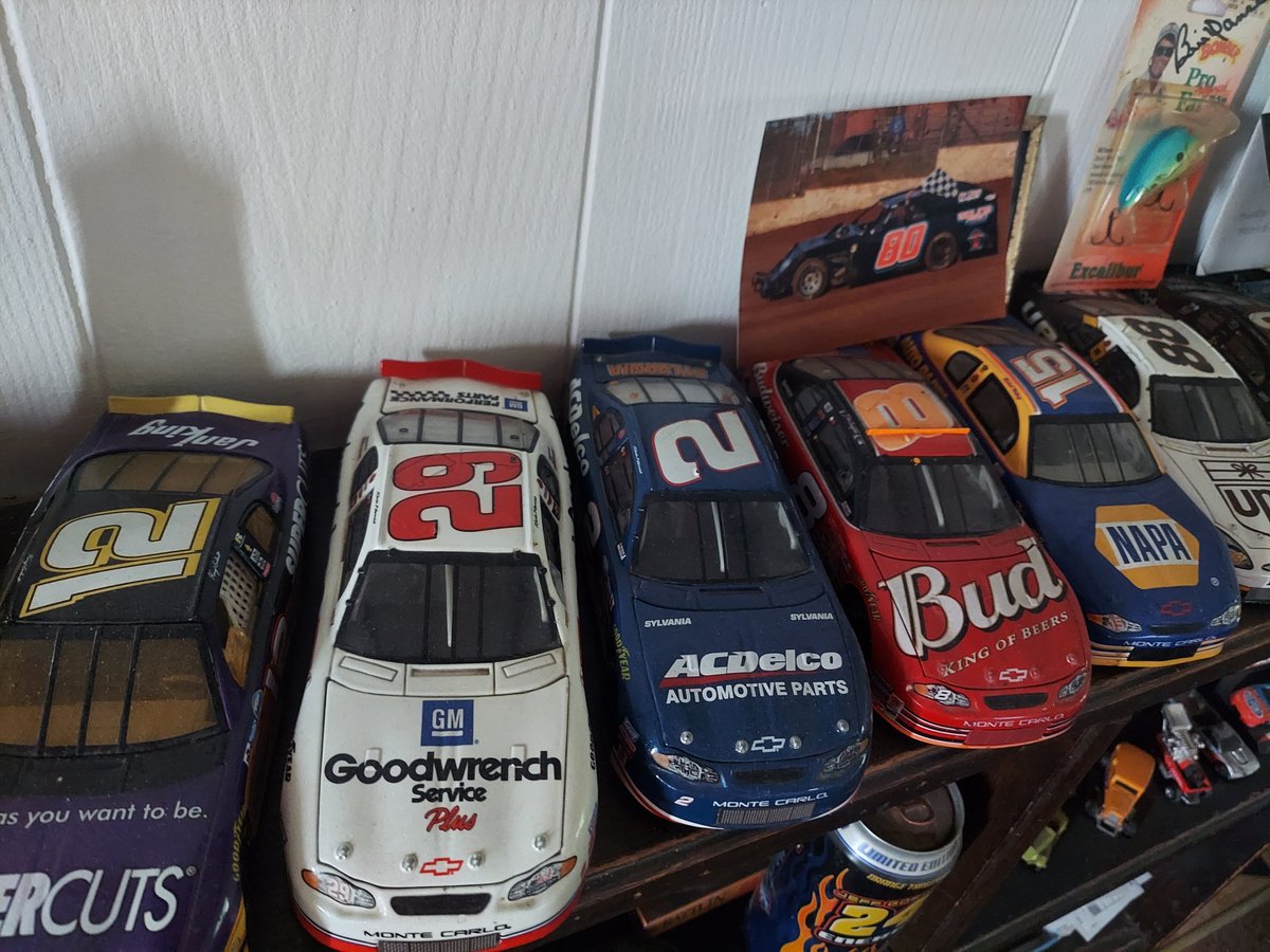 ShawnWaggoner13's tweet photo. @DirtDobberMedia Nice looking car. But I wish Childress would have left the 3 on the car. https://t.co/nScqFF4WEX