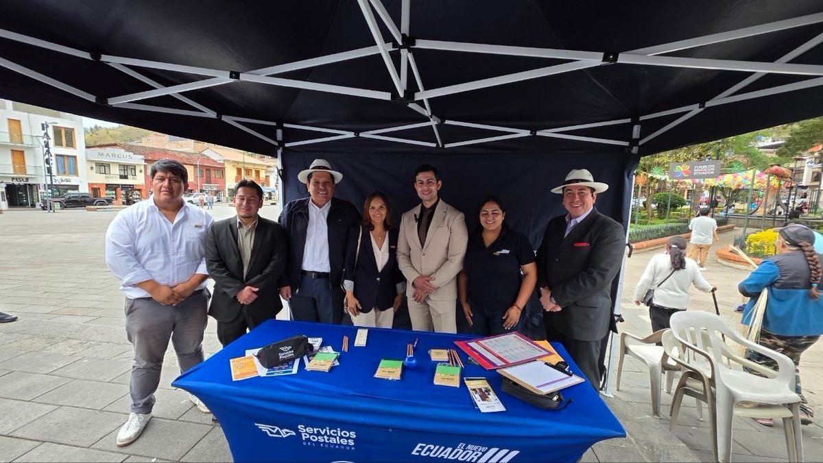 Telecom_Ec's tweet photo. 🗓️ Como parte de las actividades del ministro @Ricardo__Guti en Azuay, el Gobierno Nacional inauguró el Punto Digital Gratuito Espacio Juvenil Cuenca, en la Casa de Juventudes. 

🇪🇨 Este espacio tecnológico beneficiará a más de 24 mil habitantes de la parroquia Gil Ramírez Dávalos con acceso a herramientas tecnológicas y formación en habilidades digitales.