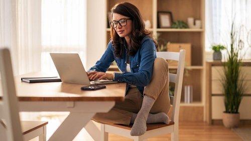 Rancourtteam's tweet photo. Entrepreneurship is becoming part of how professionals protect their careers. Here’s how it can create income, options, and greater security. https://t.co/ZD7cBlTLhY https://t.co/gsBlYeGgt5