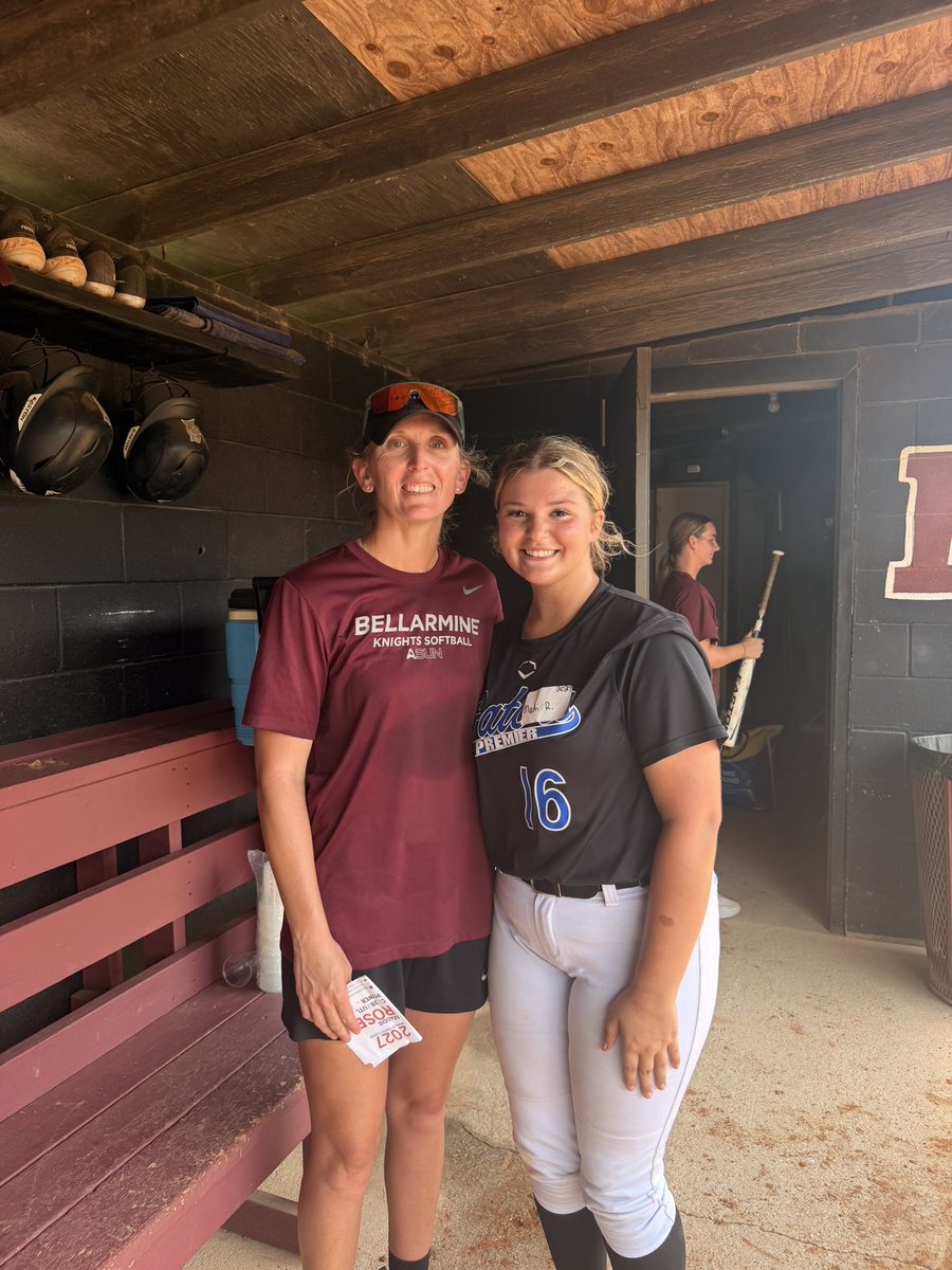 maddierose2027's tweet photo. I want to give a huge thanks to the @BUKnightsSB staff and players that helped put on the camp on Tuesday! I had a great time improving my skills and working out with everyone. See you guys again in August! Go Knights! @whitney_arion @Pmurphy08 @GatorsPremier08 @Gators08Lindley https://t.co/Kd9BBGJaDl