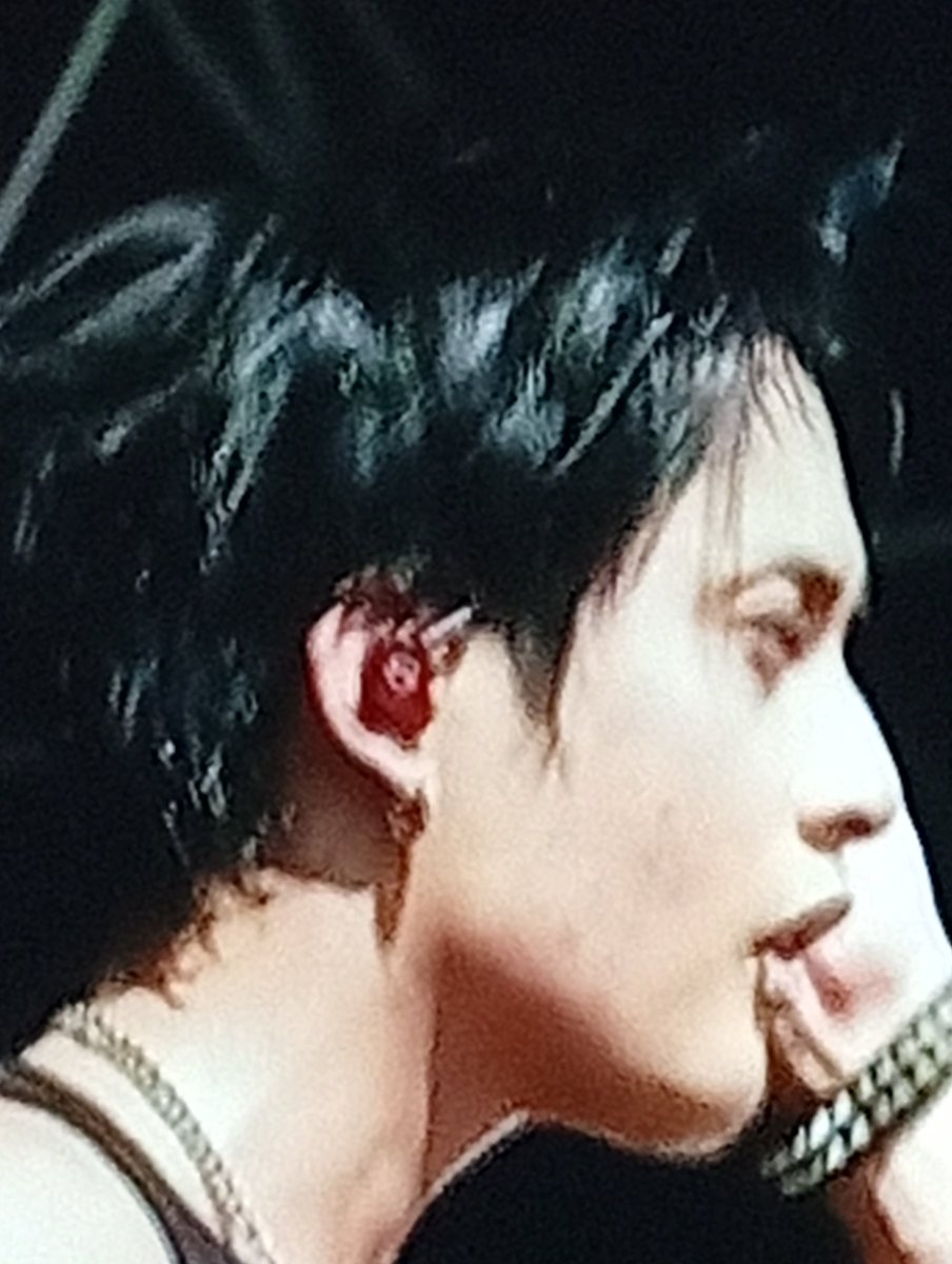lucygabilo's tweet photo. Sobrang gwapo ng  bias ko  😭

SB19PALOOZA FESTIVAL
@SB19Official #SB19
#SB19atLollapalooza https://t.co/Ltj5k2hNFr