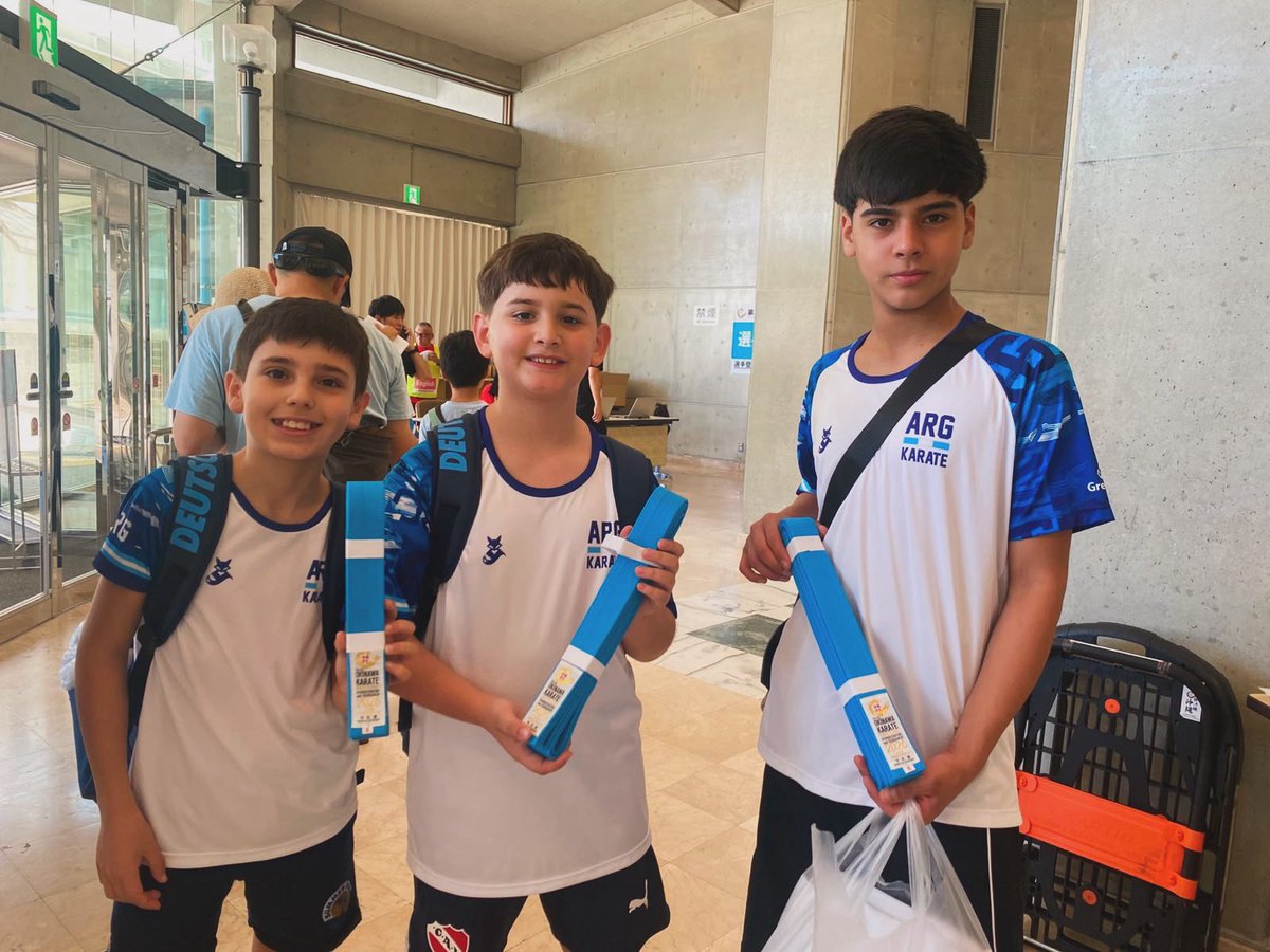 cristianlugani's tweet photo. Leones!!🦁 Tiziano, Valentino y Felipe, en el 3er mundial Junior de karate y Kobudo de Okinawa! https://t.co/fDLU21n7nd