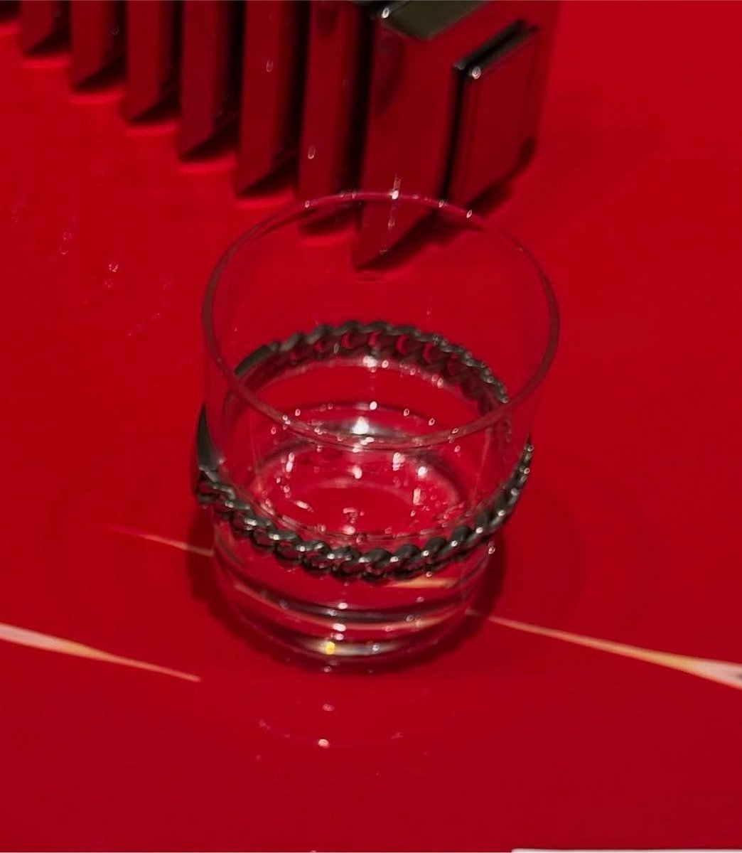 hudmiu's tweet photo. AIGO did he put his bracelet around his drink i’m always doing this he’s just like me https://t.co/k0DNeq5O5o