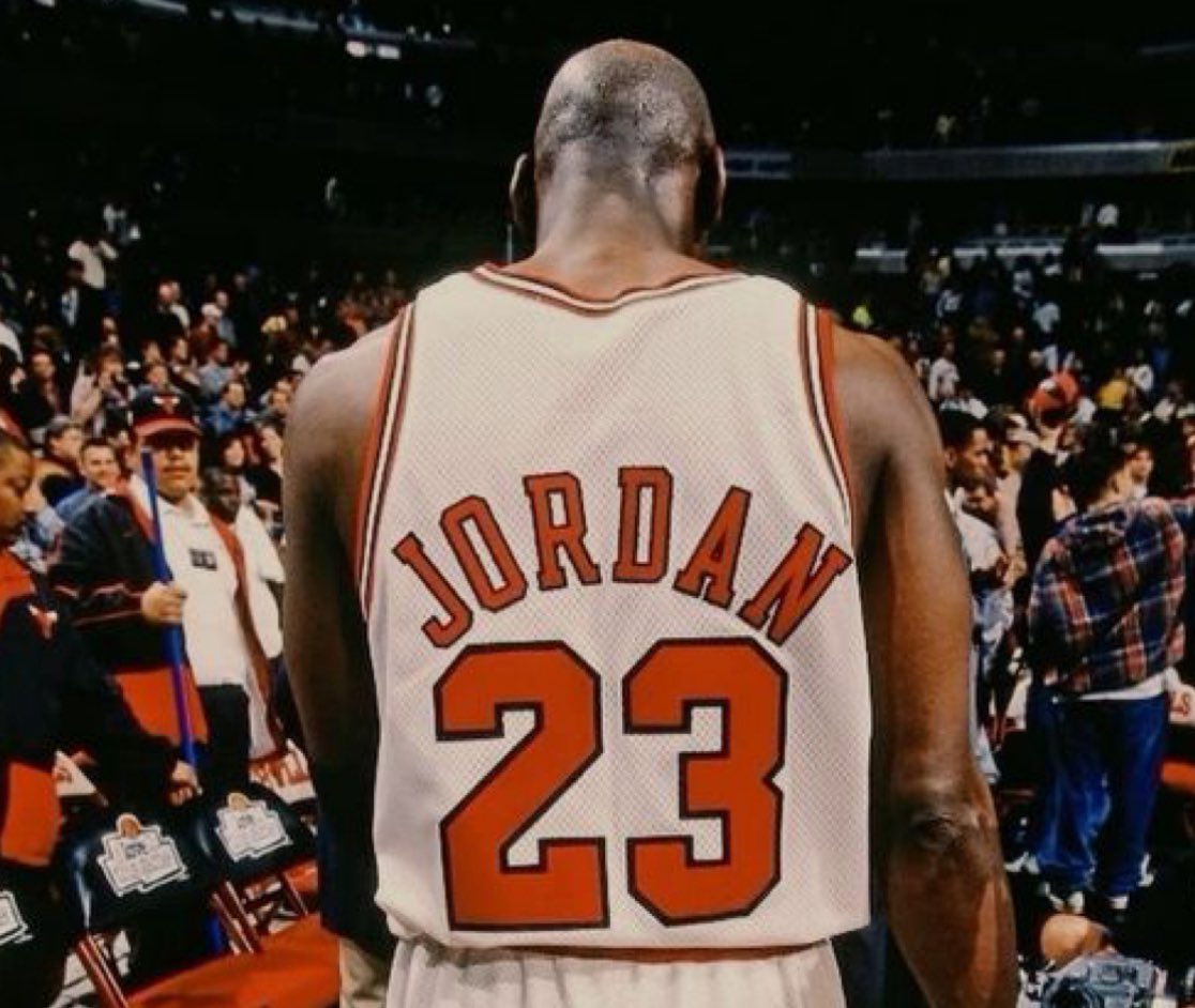 DieHard_Chicago's tweet photo. Michael Jordan is 11-0 when it mattered most:

NCAA championship: 1-0
NBA championships: 6-0
FIBA Gold Medals: 2-0
Olympic Gold Medals: 2-0 https://t.co/wt83kLB1zX