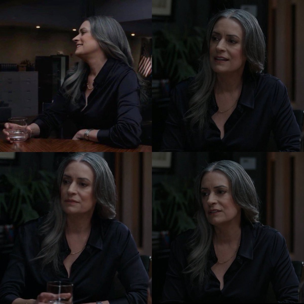 lesbianprentits's tweet photo. beautiful middle aged women in positions of authority will always be my weakness https://t.co/LMBNr3NNLP