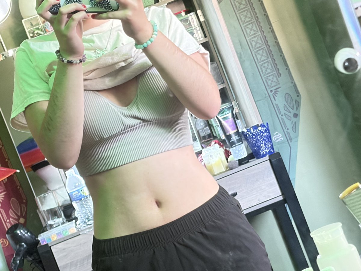 corrupted_fa9's tweet photo. First body check cause I lost 4 pounds! The difference between sucking it in and letting it out makes me mad 
Ai art
#edtwt #shedtwt #prorecovery #aigenerated https://t.co/MTxvhLDhrN