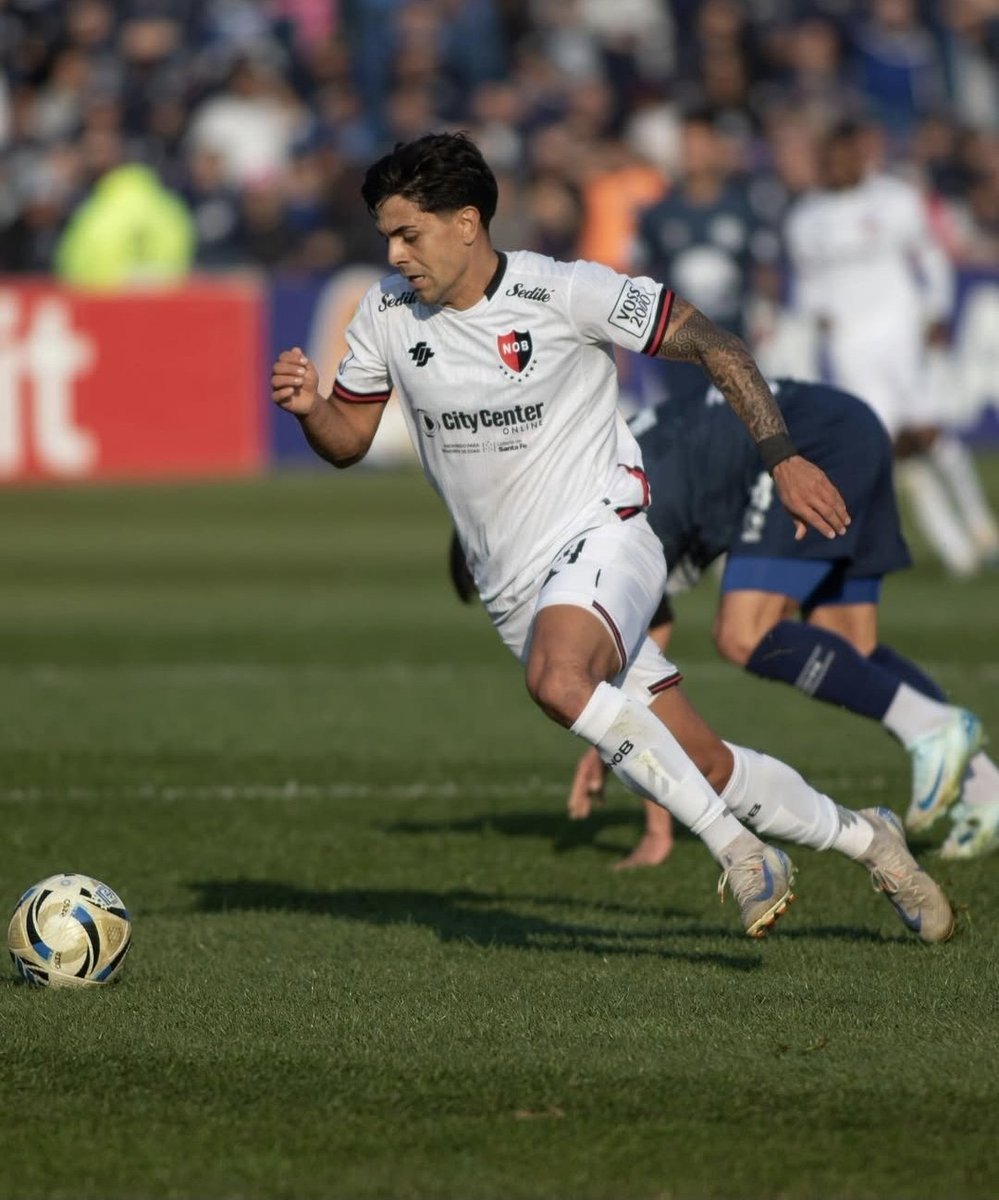 Calvi31's tweet photo. CINCO CAMBIOS:

🔄 ESCOBAR x Ortega

🔄 LAUTARO GIANETTI x Goitea

🔄 MARTIN LUCIANO X Russo

🔄DAVID SOTELO x Gómez Mattar 

🔄 COLO RAMIREZ x Cóccaro 

🎙lo conté en @Cadena3_Rosario https://t.co/uQDTq5z7SO