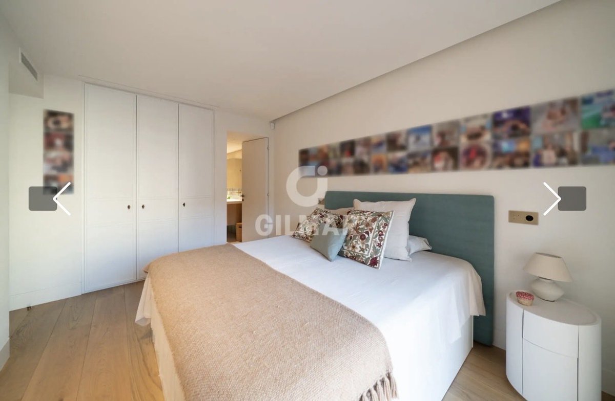 R3dsonj's tweet photo. @JoseMGarrido ¿Por qué en una de las habitaciones la mesilla que se ve con objetos personales es solamente la de la derecha y en la otra habitación es solamente la de la izquierda? ¿Utilizan habitaciones separadas? https://t.co/yN2DFjKnZA