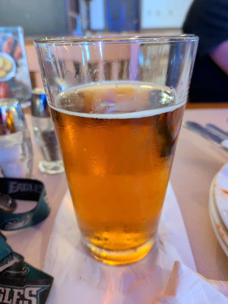 philie_d's tweet photo. @yuenglingbeer Happy Friday Eve! https://t.co/wbDFQ5zEHV