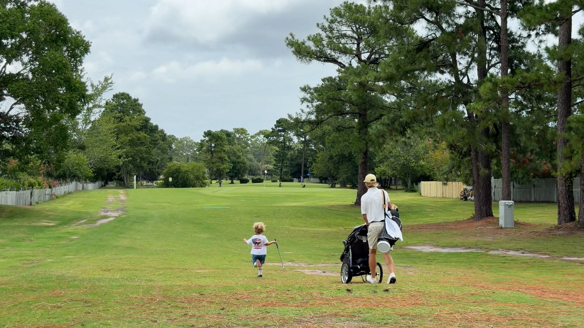 leftyzag's tweet photo. Walking 9 holes with Silas https://t.co/FYlIe4c8H1 https://t.co/MwSU84Uog2