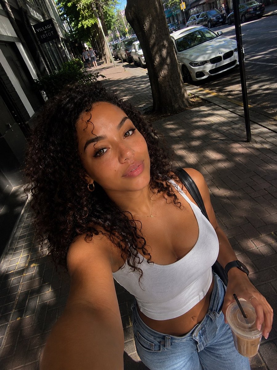 andreaOsanusi's tweet photo. Sometimes the best part of the day is walking somewhere with absolutely no plan. https://t.co/XRZRDZAc4N