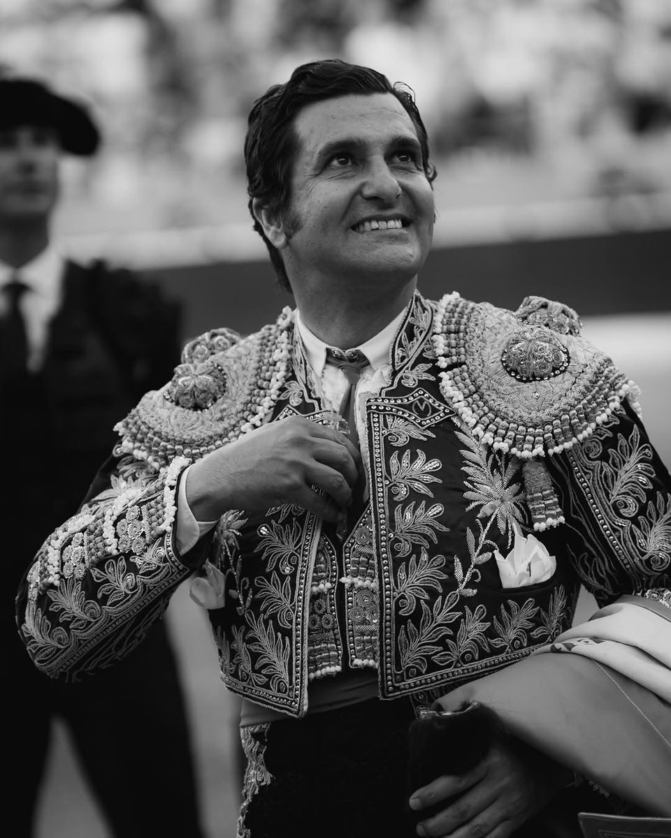 _MoranteEterno's tweet photo. El Puerto entero te llama, Morante, con ganas de ver tu compás… y esa sonrisa que hace afición. https://t.co/YKpdFiAP6c