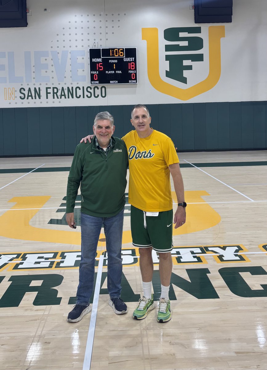 PatOlsonUSFDons's tweet photo. Super excited to attend @USFDonsMBB summer workout today as @CoachCeeGee, @CoachBankhead , @CoachJayDuncan, @Coach_McGhee11 and @FrankieFerrari2 ran the team through drills. Team looks Great - can't wait for Nov. 2nd!

#USFDons / #WCCHoops https://t.co/UWi6HFlnzi