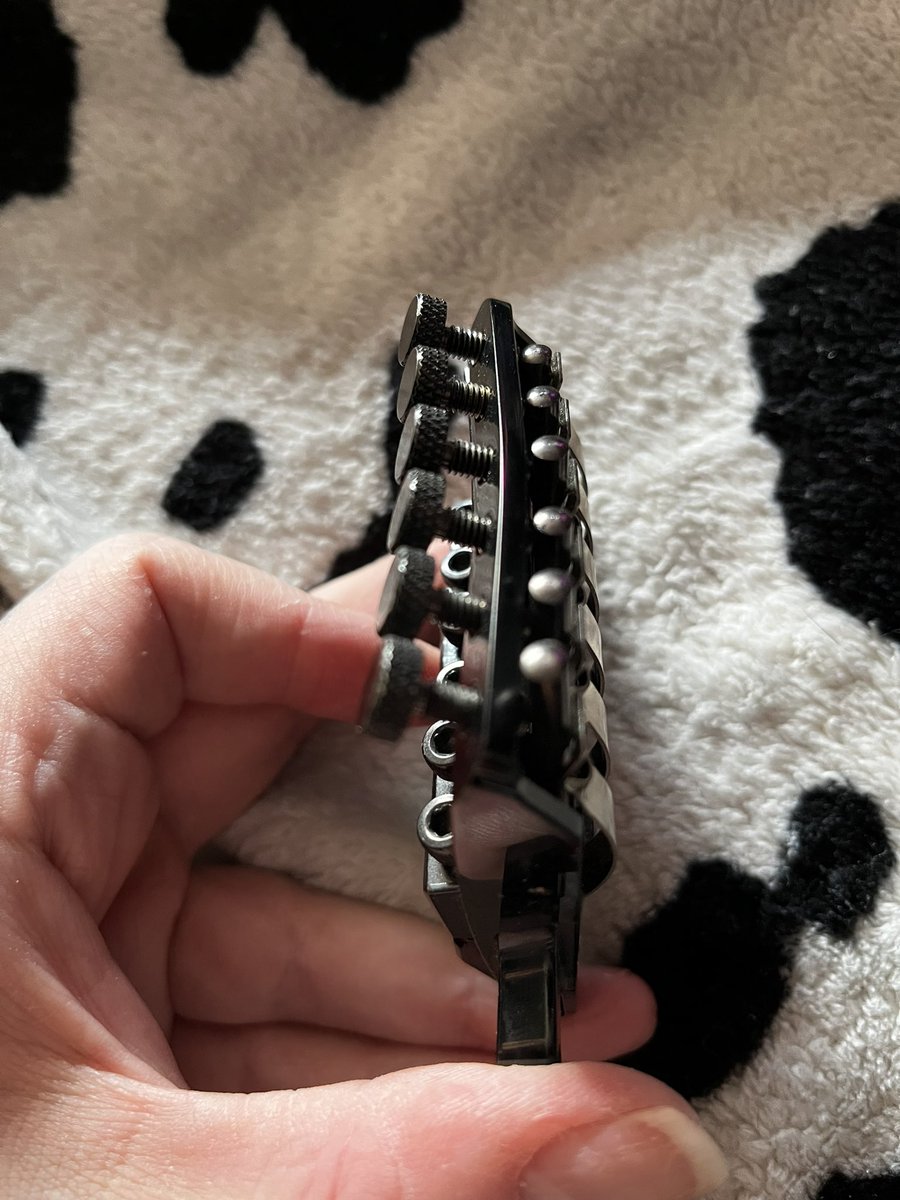 RobertHayter's tweet photo. Before and After, the deformation is caused by the tension on the strings, all fixed now tho!!! #guitartech https://t.co/KJQ4UbAdS3