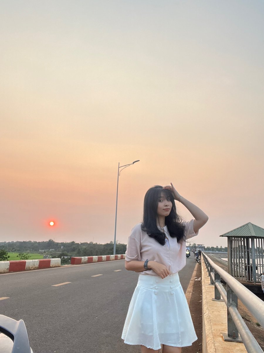 Nina Đặng tweet media