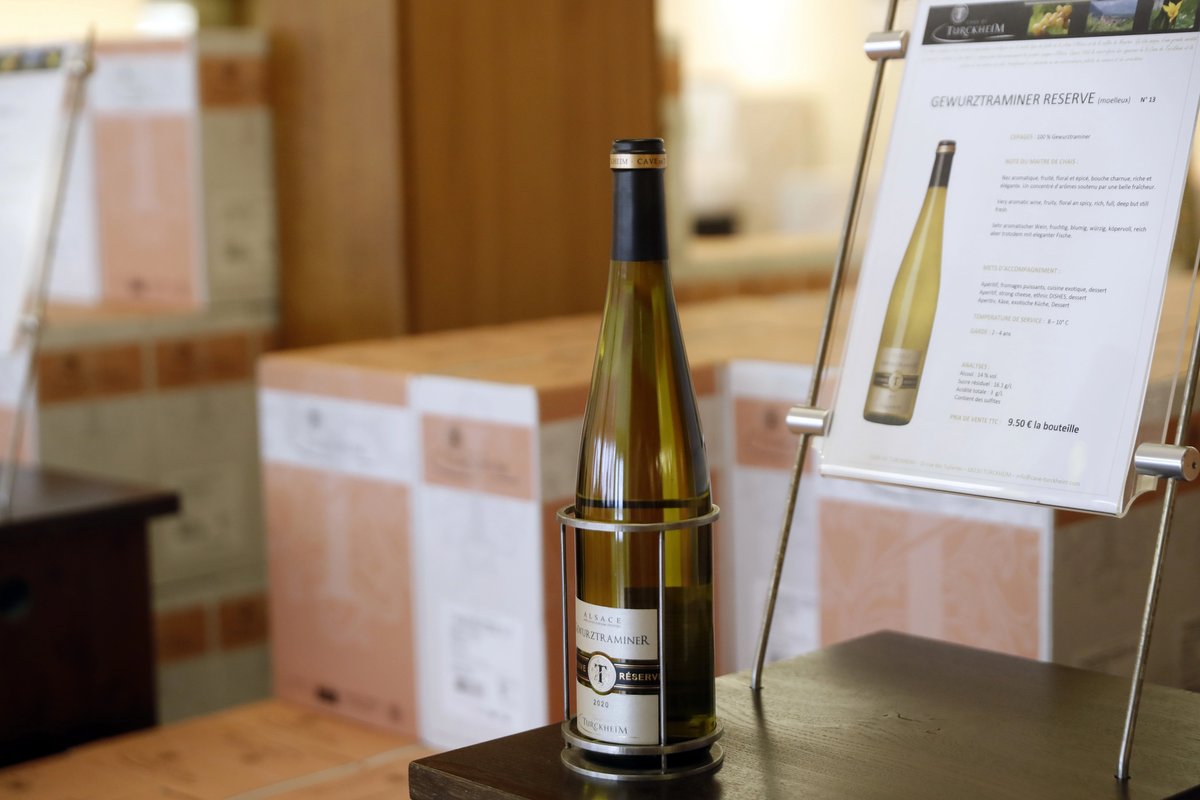 Sobrelias_'s tweet photo. Gewürztraminer Réserve de Cave de Turckheim #vin #cata #wine #vino #Alsace #Alsacia #France #Francia 🍷🇫🇷 #wein #winelover #vini https://t.co/hCXzEOcyZF https://t.co/XrVsmkCz3T