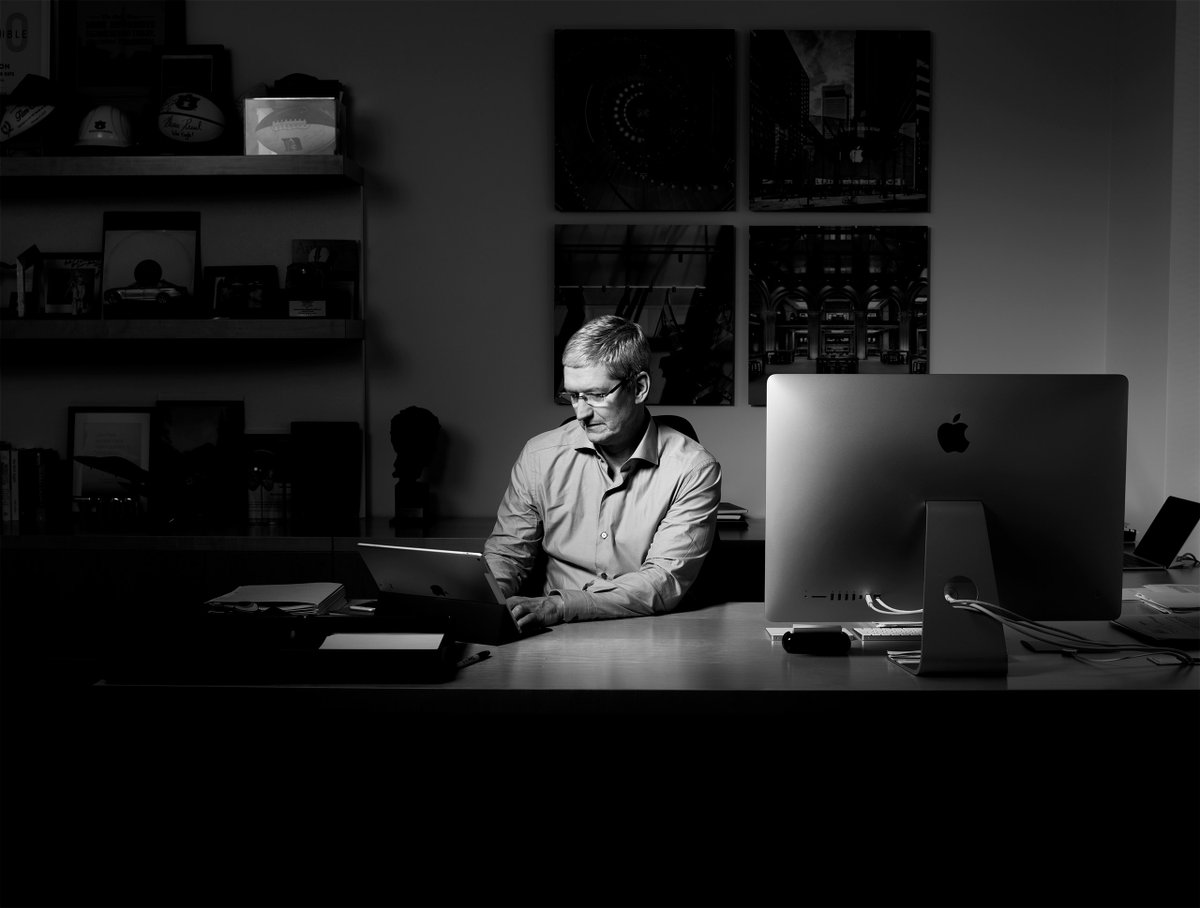 appltrack's tweet photo. Tim Cook on his final earnings call as Apple CEO:

"I just wanted to take a moment to say thank you to all of you, from our shareholders, particularly our long-term shareholders who have put their trust in us for so many years, to the analysts who have followed our company so closely."