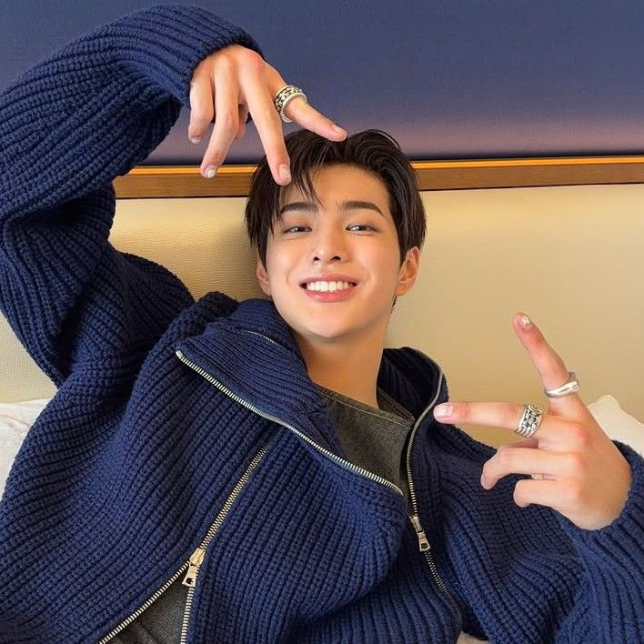 lizbanngs's tweet photo. ˖ ݁♬⋆.˚𝄞 hiii! im looking for interactive moots to be friends (˶ᵔ ᵕ ᵔ˶)
⸝⸝ she/her + fr/eng 
⸝⸝ ’09 
⸝⸝ cortis, seventeen, txt, h2h and twice ults but all fandoms are welcome 
⸝⸝ i can dm first !

﹅ ♡ &amp; ↻ are appreciated
#stantwt #coertwt #promotwt #bmf https://t.co/9f0y8AbuHj