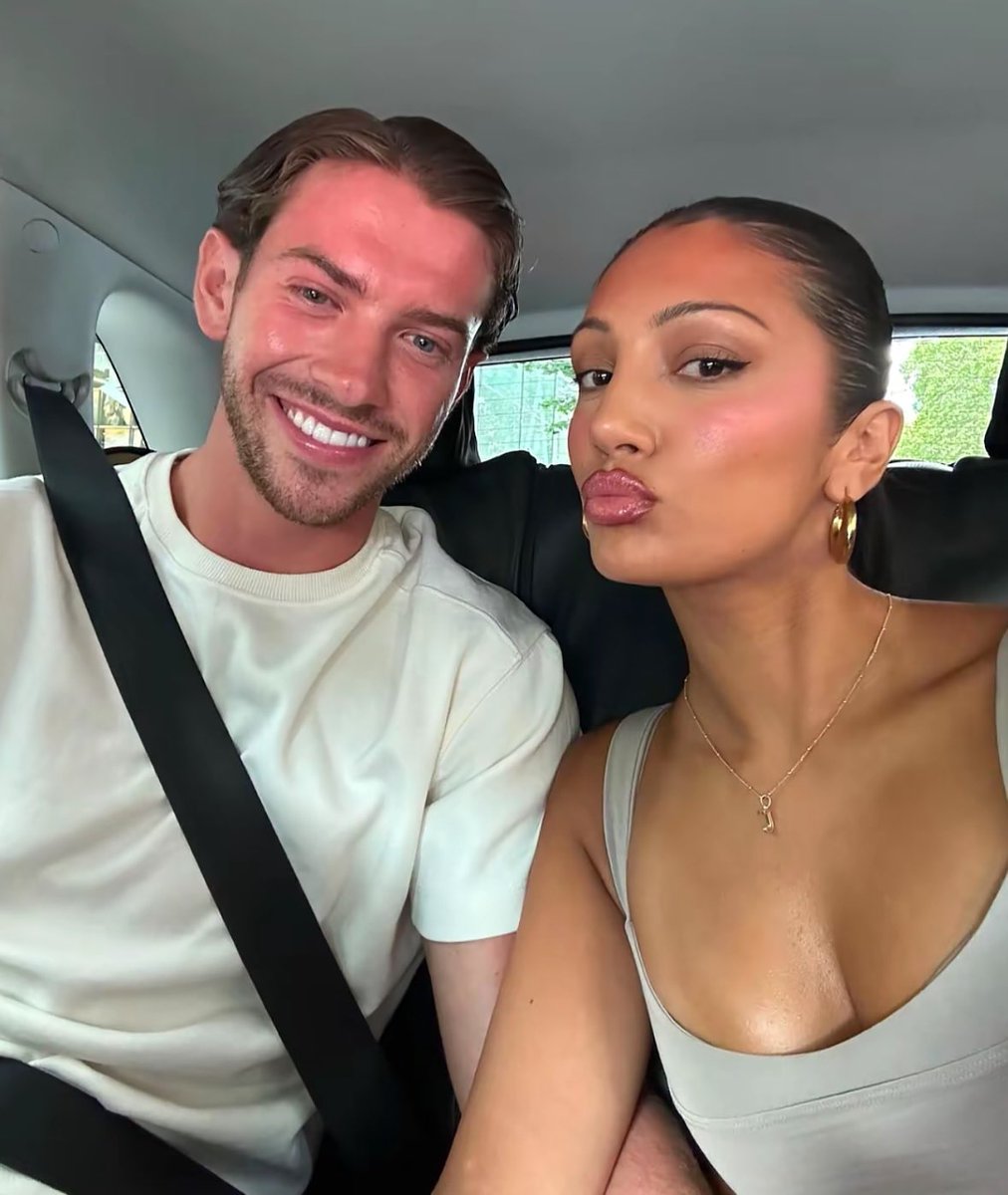 cierra10878's tweet photo. Jasmine has been glowing since she left the villa 😍 https://t.co/usx8vJ6SLG