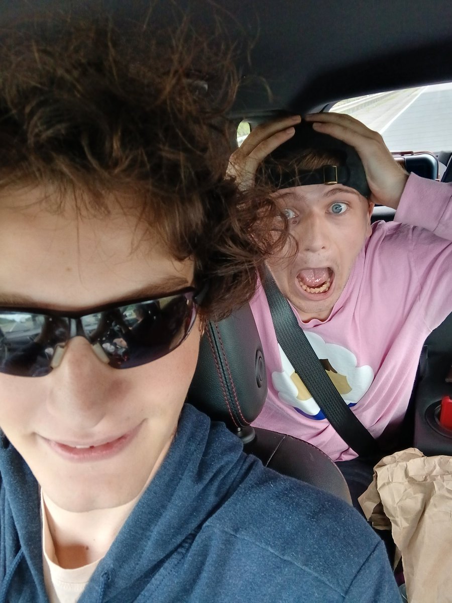 ShockFire101's tweet photo. Canada we are inside you https://t.co/ePOBAEJhPf