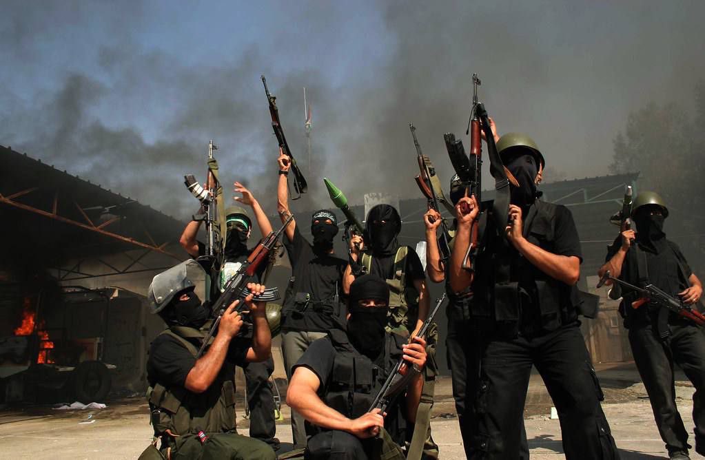 SinboundHaibane's tweet photo. YES BITCH WE SUPPORT AL-QASSAM AND AL-QUDS https://t.co/bOkMWM3CyD