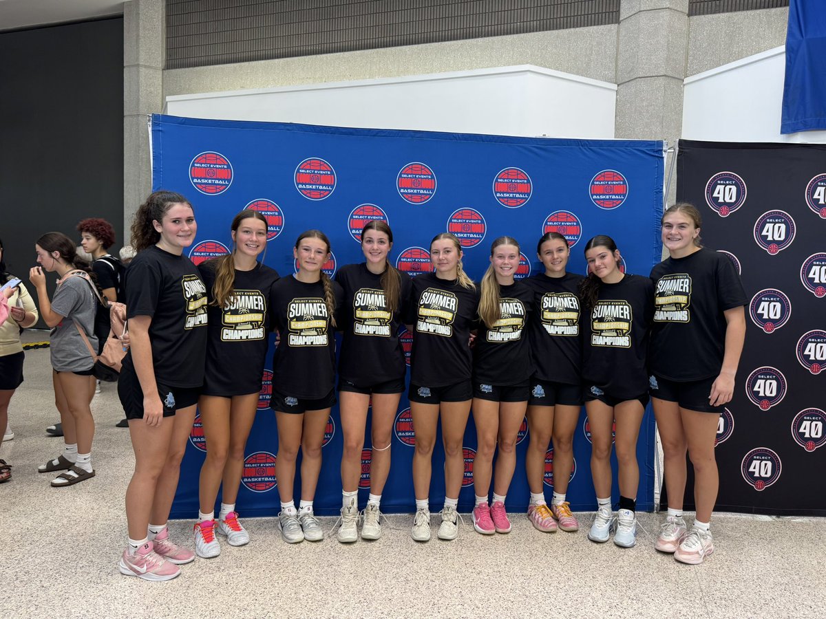 MPremierS402029's tweet photo. 6-0 CHAMPS! 🏆 

@MIpremierbball @TeaganDean03 @TeaganBeaty @TristinJohnson_ @CassaMinnis @mia_stubbe @RayahMoore @longbreslyn14 @HaydynTenBrink @CoachEvanBell https://t.co/HgICMrwFUx