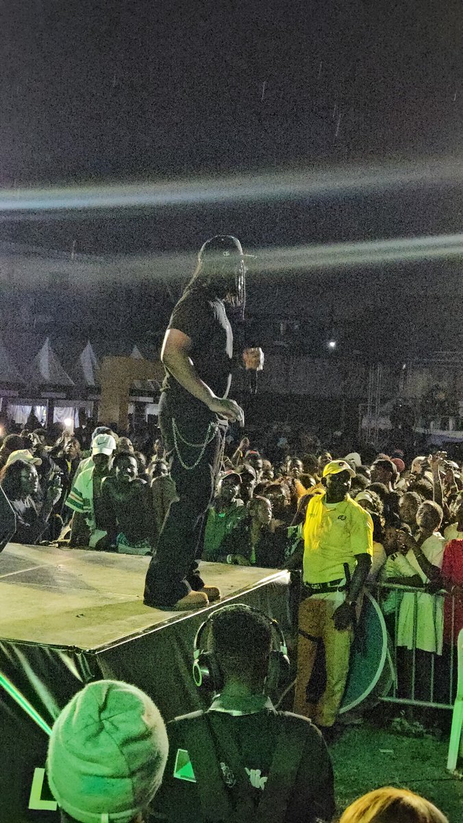 Ledawa's tweet photo. @TENOR_officiel mets le 🔥 

#YaMoNXTLVL #LVLUP #MTNPioneerAndLeader https://t.co/dNbybl4MFL