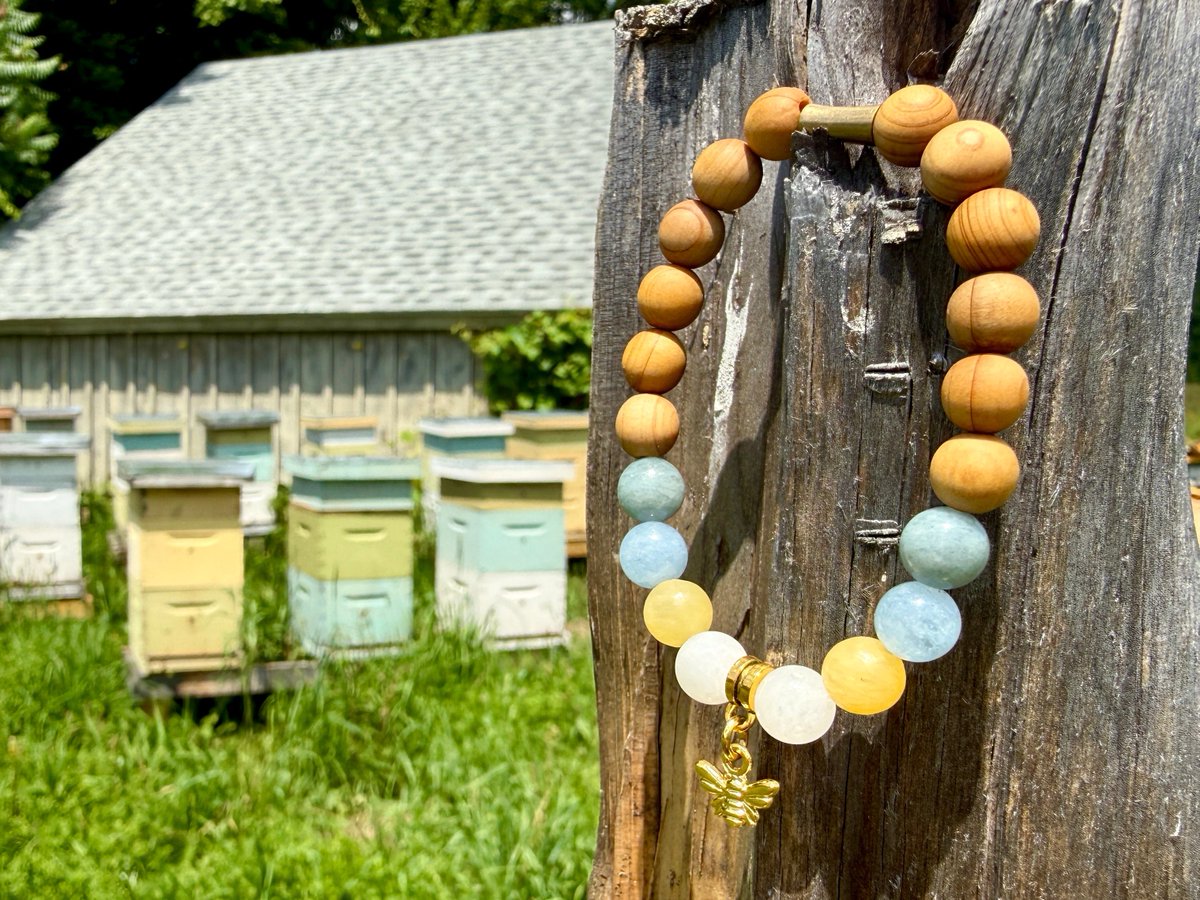 LowcountryE's tweet photo. I'm super excited to announce our latest collab! 

Made exclusively for Humming Meadow, each gemstone of the Diffuser Bracelet represents the colors of @OldHollowTree  hives. The bracelet arrives in a lovely gift box with a vial of our RainbowRow EO Blend &amp; a bookmark insert! https://t.co/HfbvhHIvav