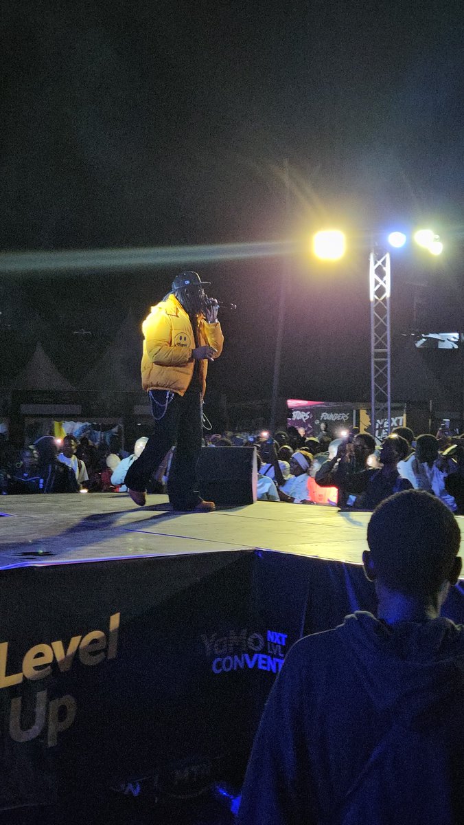 Ledawa's tweet photo. @TENOR_officiel mets le 🔥 

#YaMoNXTLVL #LVLUP #MTNPioneerAndLeader https://t.co/dNbybl4MFL
