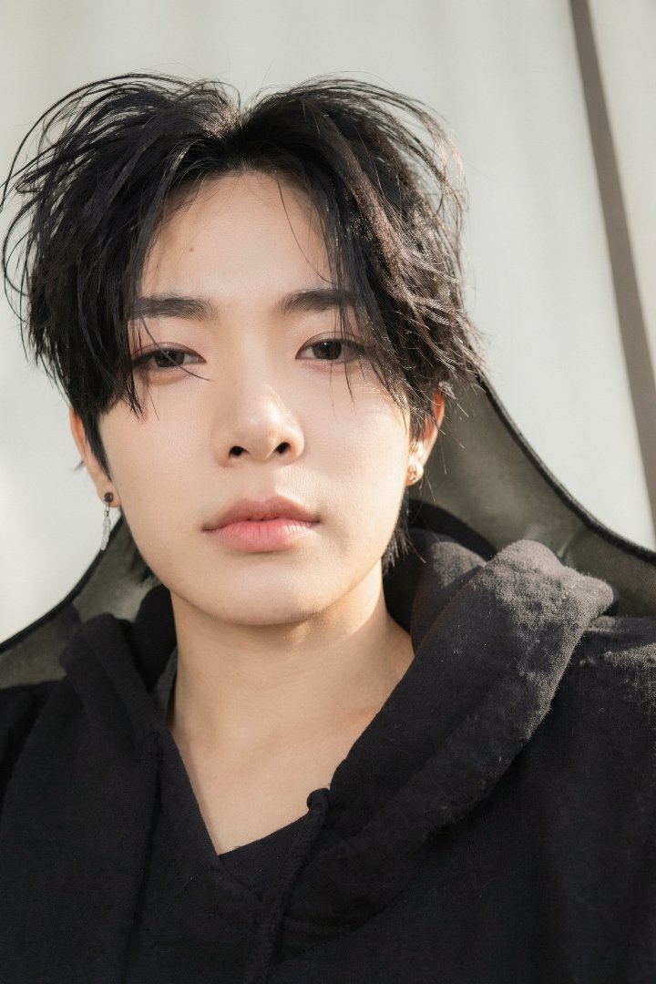 hs_evanie's tweet photo. 🖤⋆ https://t.co/yksXgUpxr5