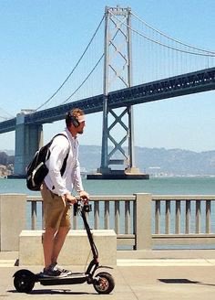 SFGiantsMemer's tweet photo. Harrison Bader will never be this cool. https://t.co/FeAvLjv79u