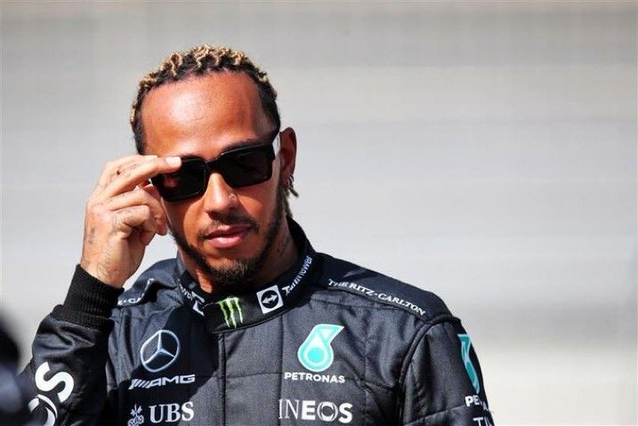 lewsinner's tweet photo. 🚨🤯 ULTIMA HORA

Lewis Hamilton sigue siendo LA CABRA de la F1 🐐 https://t.co/TNvkOON7WT