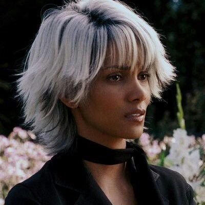 sailorkills's tweet photo. vendo x men antigo e a vampira e a tempestade só no face card https://t.co/wA0y9EJMNy