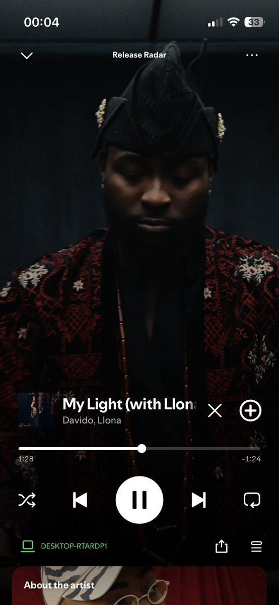 Updateboyx's tweet photo. Davido x Llona    My light https://t.co/qMK1JZ0Yww