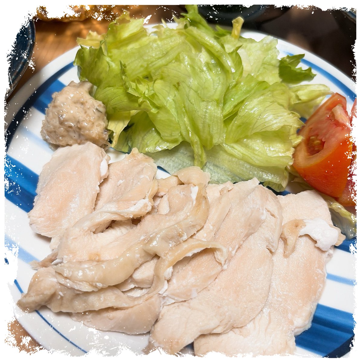 marisato7's tweet photo. 昨日の夕食🍽️
たんぱく質たっぷり✨

💖蒸し鶏
💖ブロッコリーと海老の玉子サラダ
💖豆腐しんじょうとオクラ　あんかけ
💖玉子とわかめのチキンスープ

🔮開運アクション
身体をいたわる食事を意識する

#おうちごはん
#料理好きな人と繋がりたい
#晩ごはんの記録
#京都
#食べて開運 https://t.co/bLV1VrVeOu